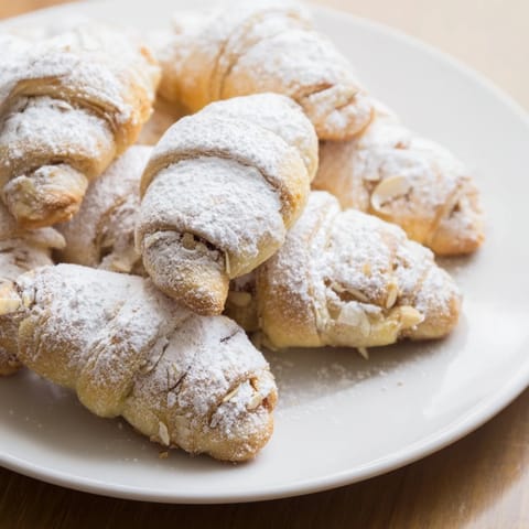 Quick Christmas Cookie Croissants